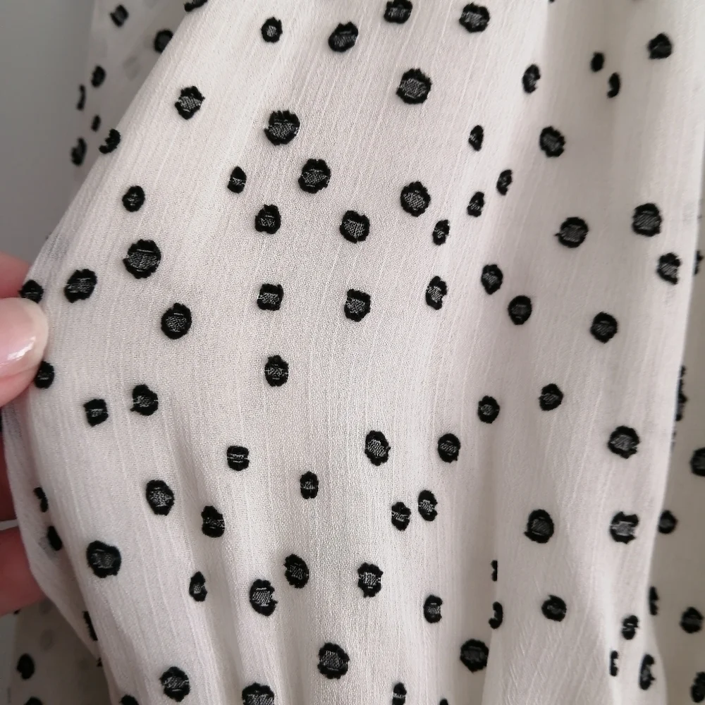 By Anthropologie Lucia Off the Shoulder Smocked Blouse White Polka Dot Large - Picture 10 of 16